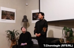 “Эсимде” изилдөө тобунун жетекчиси – кыргыз тарыхчысы Элмира Ногойбаева.