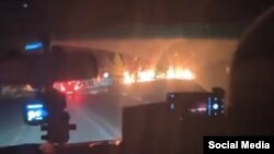 Руски военен конвой под украински обстрел в Курска област