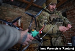 Пілоти роти ударних дронів «Рарог» 24 ОМБр