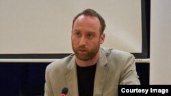 Aktivisti dhe kolumnisti malazez, Stefan Gjukiq.