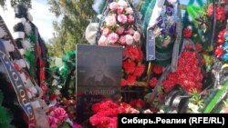Украинадагы согушта каза болгон аскердин мүрзөсү. Бурятия, август 2022-жыл