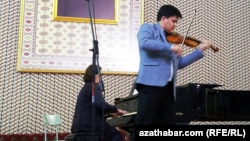 Бахрам Доллыев. Ашхабад, 15 апреля, 2022