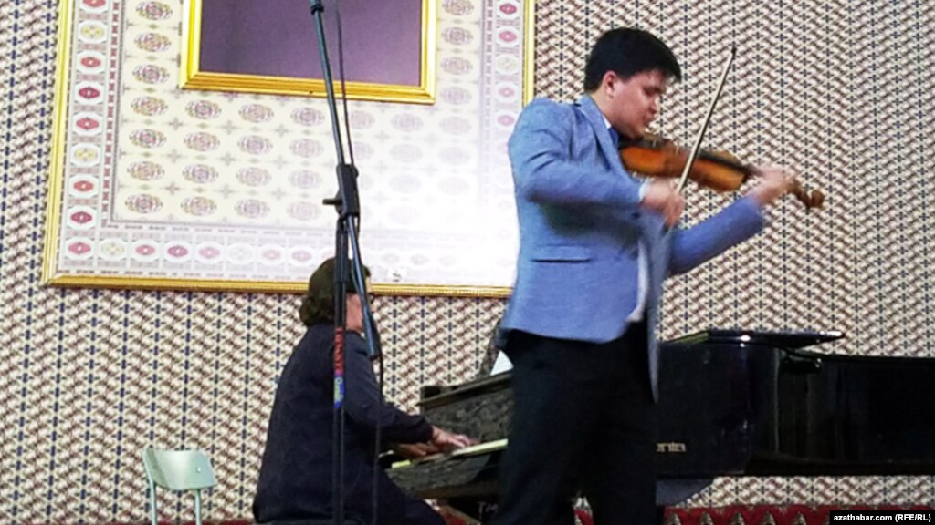 Бахрам Доллыев. Ашхабад, 15 апреля, 2022