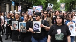 Զոհված զինծառայողների հարազատները պահանջում են պատասխանատվության ենթարկել վարչապետին