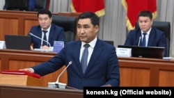 Данияр Амангельдиев.