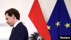 Според Себастиан Курц обвиненията срещу него са опит на опозицията да го компрометира