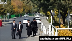 Школьники. Ашхабад, ноябрь, 2022 