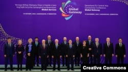 "Global Gateway" Aİ-Mərkəzi Asiya qarşılıqlı fəaliyyət üzrə Səmərqənd Konfransının iştirakçıları.