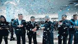 Церемония открытия "Блэк Стар Бургер". 25 марта 2019 года.