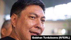 Болот Темиров.