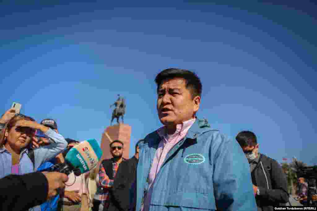 Эркин медиаларды колдоо жүрүшүнүн уюштуруучуларынын бири,&nbsp;&ldquo;МедиаХаб&rdquo; коомдук фондунун жетекчиси Али Токтакунов.