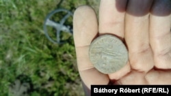 „Ha jó a beszélőkéd, bármit be tudsz adni nekik, ha összefutnak veled a határban. A rendőrök többségének lövése sincs az egészről”