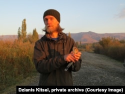 Дзяніс Кіцель падчас палявых дасьледаваньняў у Турцыі, 2014 год