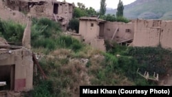 په اورکزیو کې د عملیاتو له وجې ړنګ شوي کورونه - پخوانی انځور 