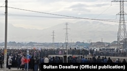 Митинг жителей новостройки «Ак-Ордо». Архивное фото. 