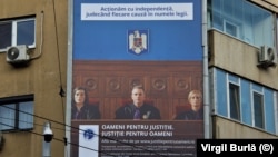 Campania publicitară pentru justiție se desfășoară atât în mediul online cât și prin afișaj out-door