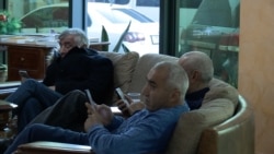 Գորիսի հյուրանոցներում անժամկետ ապաստանած արցախցիները րոպե առաջ տուն հասնել են ուզում