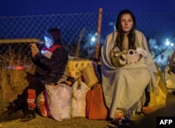 Украинские юеженцы после начала войны на границе с Польше