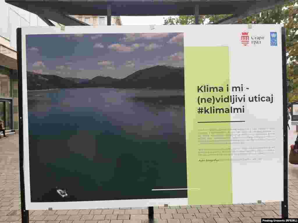"Kako su negativne posledice klimatskih promena, iako ih možda još uvek svi ne &bdquo;vidimo&ldquo;, već tu, moramo da im se prilagodimo da bismo opstali. Mnoga pametna rešenja za to već postoje. Samo ih treba primeniti", objašnjavaju organizatori izložbe.