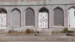 Дӯконҳои китоби диниро дар Душанбе бастаанд