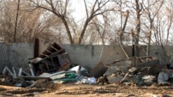 Türkmenabatda kommunal hojalyk hyzmatlary ‘agsaýar’, 'parahorlyga ýol berilýär'