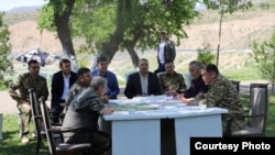 Встреча Камчыбека Ташиева с Абдусаломом Азизовым. 17 мая 2022 года. 