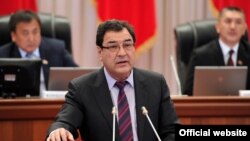 Шамиль Атаханов  