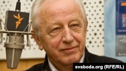 Алесь Кароль