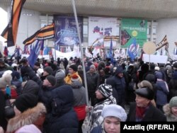 Бәйрәм итүчеләр