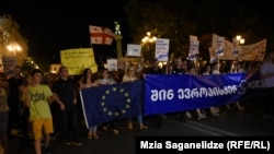 თბილისი, რუსთაველის გამზირი, აქცია „შინ ევროპისკენ"