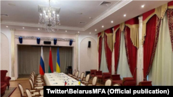 Negociatorii ucraineni au remarcat evoluții în special în privința coridoarelor umanitare, în timp ce rușii au transmis că discuțiile nu au fost „la înălțimea așteptărilor.”