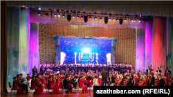 Государственный симфонический оркестр и Государственный хор. Ашхабад. 28 августа 2022 г.