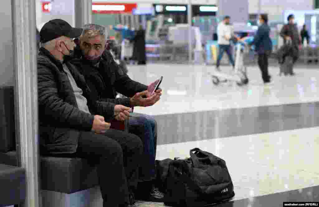 Stambulyň halkara aeroportundaky ýolagçylar