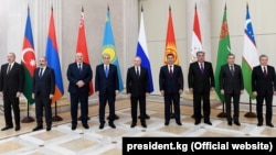 КМШга мүчө мамлекеттердин жетекчилеринин бейформал жолугушуусу, Санкт-Петербург, Орусия. 29-декабрь, 2021-жыл.