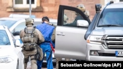 Германиянын полициясы. 11-февраль, 2020-жыл. 
