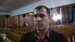 Qurultay neticeleri:Aluşta şeyeriniñ Milliy Meclis reisi Enver Arpatlı