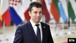 Кирил Петков