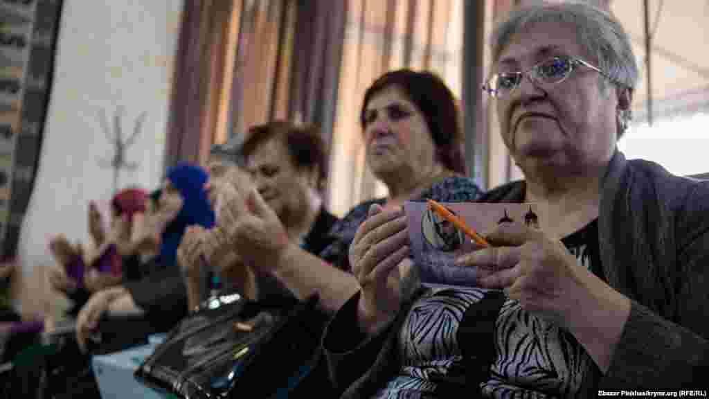 "Qırım birdemligi"niñ toplaşuvı duadan başlandı