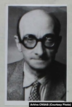 Fotografia oficială a lui Radu Gyr din arhiva CNSAS datează din 1968.