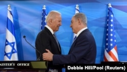 În 2016, vicepreședintele SUA de la acea vreme, Joe Biden, și premierul Beniamin Netanyahu dădeau declarații comune la Ierusalim.