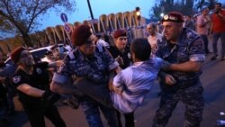 Իշխանությունն ու ընդդիմությունը միմյանց են մեղադրում երեկվա բախումների համար