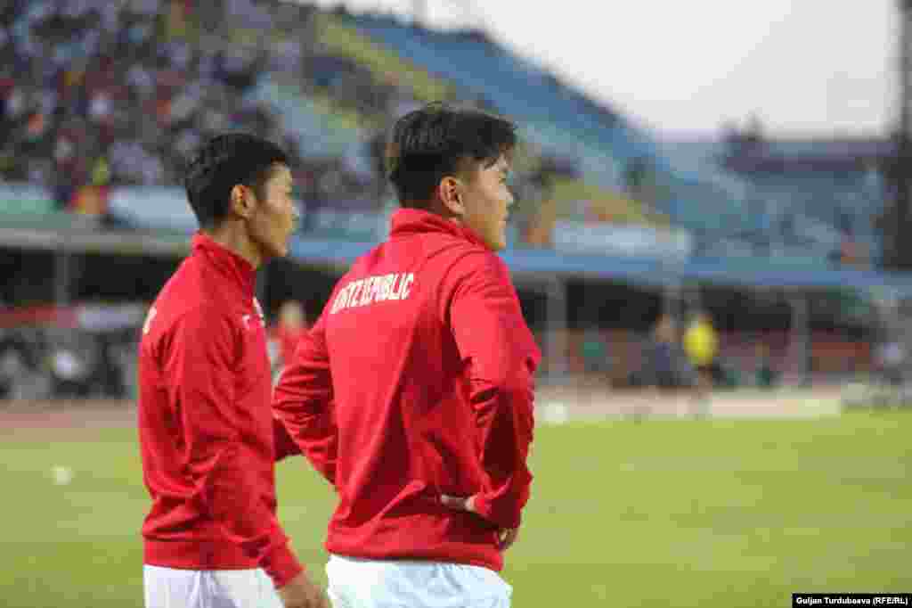 Түркиянын "Галатасарай" клубунда ойногон Бекназ Алмазбеков улуттук курама команда менен биринчи жолу оюнга чыкты.&nbsp;