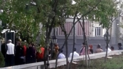  Bankomatlarda nagt ýetmezçiligi: Jokrama yssydaky nobatlar pensionerleri köseýär