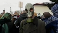 Thousands Protest Against Toxic Landfill Near Moscow