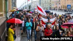 Hundreds took part in the MInsk rally on the 11th day of protests on August 19. 