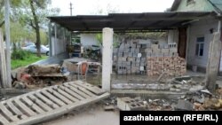 Здание под снос, Ашхабад  