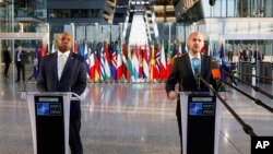 Улуу Британиянын жана Франциянын тышкы иштер министрлери Дэвид Лэмми жана Жан-Ноэл Барро. Брюссель, 4-апрель, 2025-жыл.