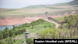 Кыргыз-өзбек чек арасы.