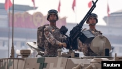 Кытай армиясынын жоокерлери