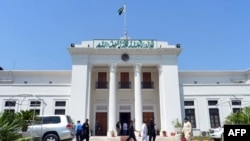  د خیبر پښتونخوا اسمبلۍ ودانۍ: انځور له ارشیفه